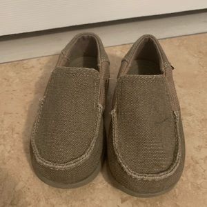 Toddler Crocs Santa Cruz size 8